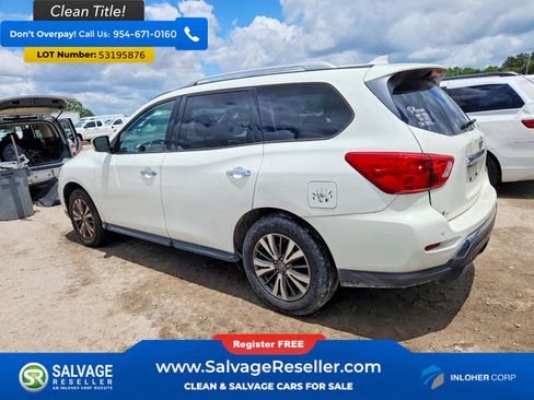 Used 2019 Nissan Pathfinder SV FWD image 3