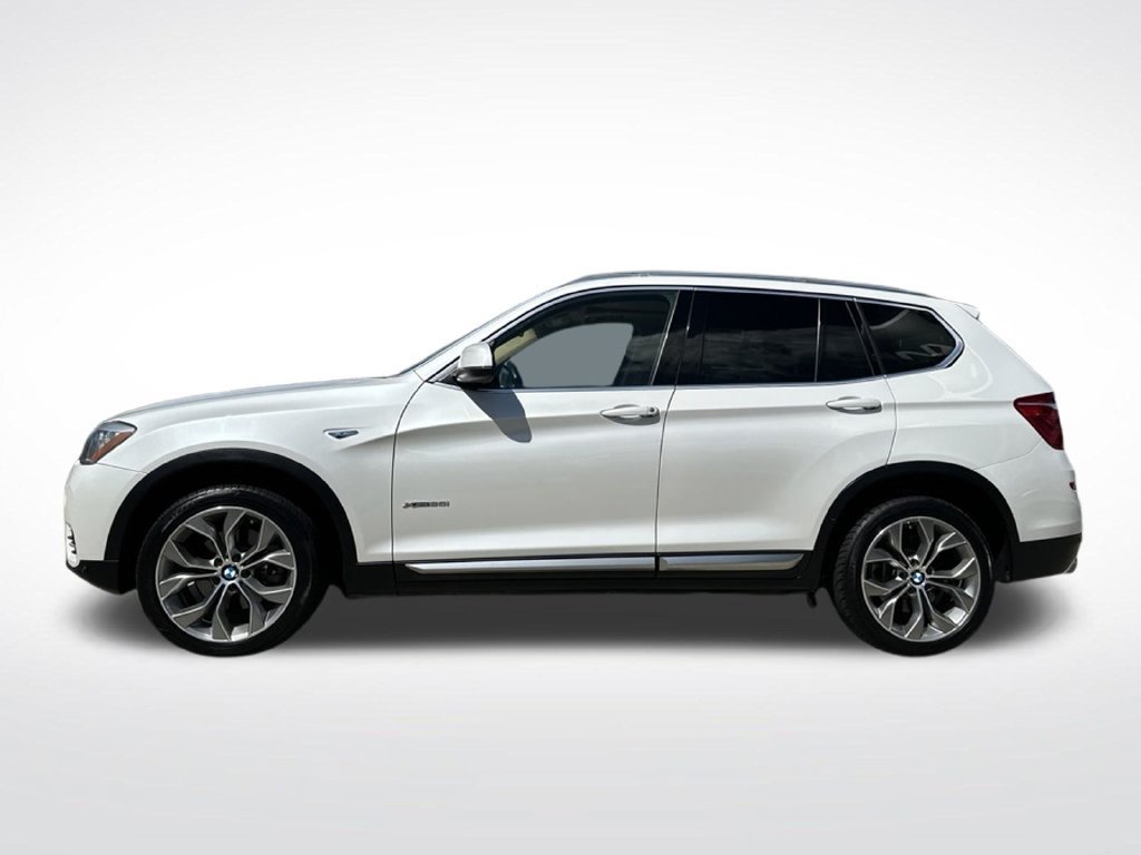 Used 2016 BMW X3 xDrive28i AWD/4WD image 2