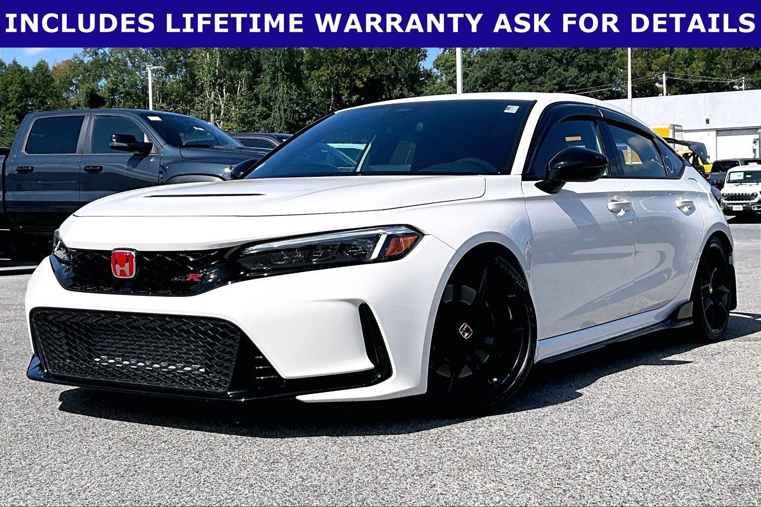 Used 2024 Honda Civic Type R image 3