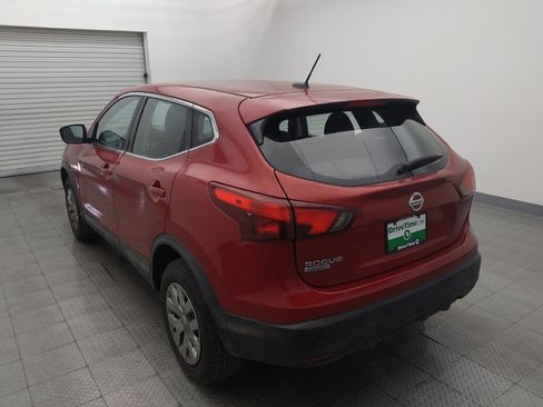 Used 2018 Nissan Rogue Sport S image 5