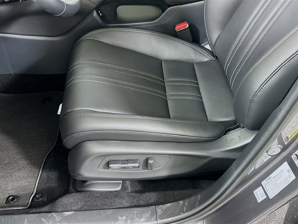 Used 2027 Honda HR-V EX-L image 20