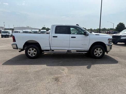Used 2026 RAM 2500 Big Horn AWD/4WD image 9