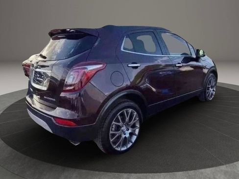 Used 2018 Buick Encore Sport Touring image 10