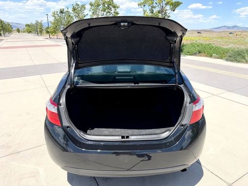Used 2015 Toyota Corolla S FWD image 7