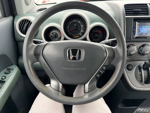 Used 2005 Honda Element LX image 22