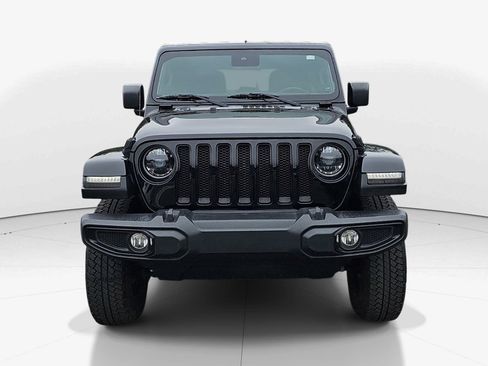 Used 2021 Jeep Wrangler Unlimited Sahara AWD/4WD image 9