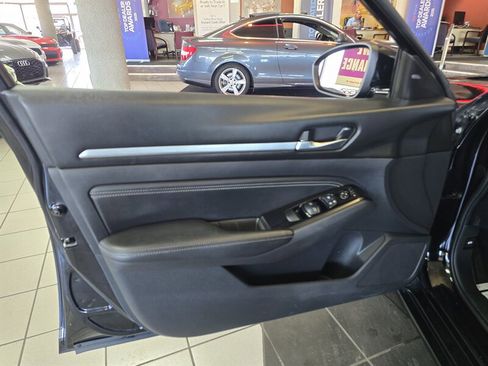 Used 2020 Nissan Altima 2.5 SV image 7