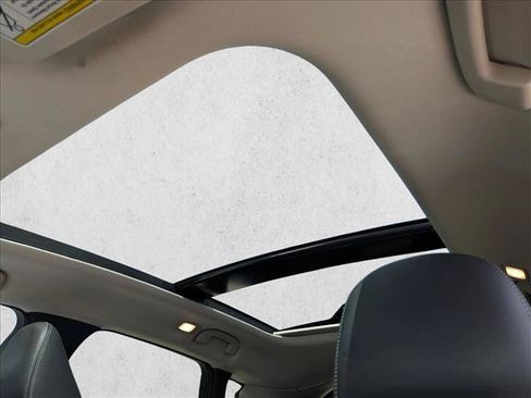 Used 2023 INFINITI QX50 Luxe FWD image 16
