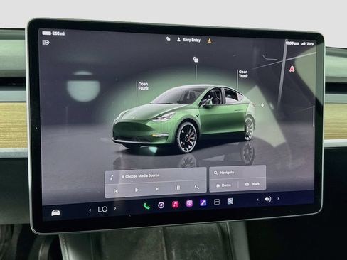 Used 2023 Tesla Model Y Performance AWD/4WD image 19