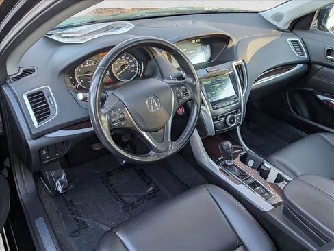 Used 2015 Acura TLX image 10
