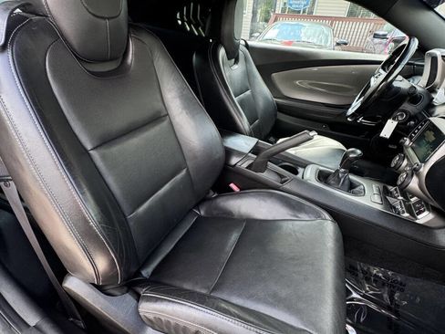 Used 2015 Chevrolet Camaro LT image 15