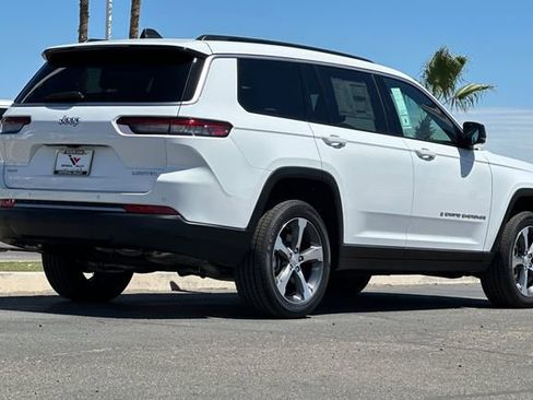 New 2026 Jeep Grand Cherokee L Limited AWD/4WD image 3