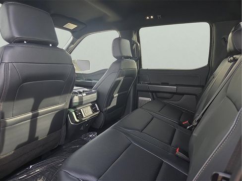 New 2025 Ford F150 Lariat w/ Equipment Group 501A Mid image 9