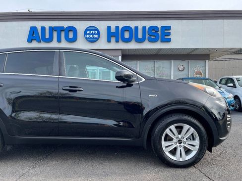 Used 2018 Kia Sportage LX image 36