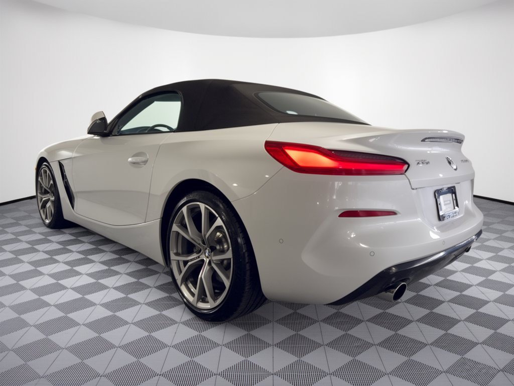 Used 2019 BMW Z4 sDrive30i w/ Premium Package RWD image 3