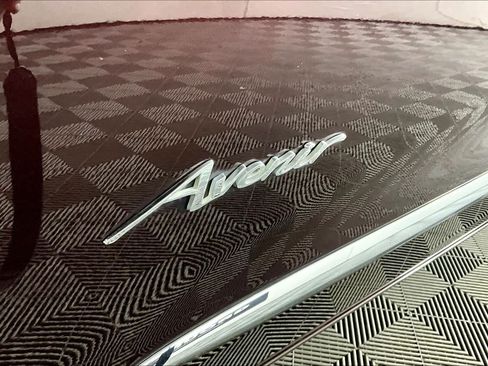 Used 2020 Buick Enclave Avenir w/ Avenir Technology Package AWD/4WD image 10