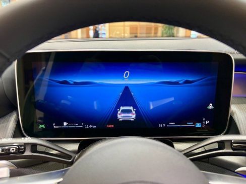 New 2026 Mercedes-Benz GLC 300 image 8