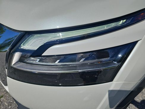 Certified 2023 Nissan Pathfinder SL AWD/4WD image 9