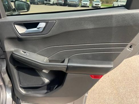 Used 2024 Ford Escape ST-Line w/ Tech Pack #1 AWD/4WD image 12