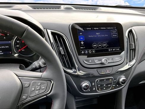 Certified 2023 Chevrolet Equinox RS image 9