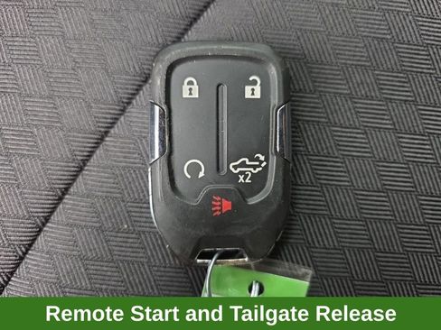 Used 2022 Chevrolet Silverado 2500 LT w/ Convenience Package image 44