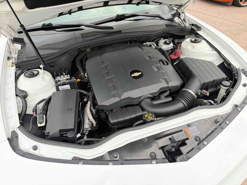 Used 2013 Chevrolet Camaro LS RWD image 27