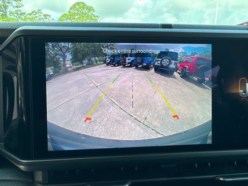 Certified 2024 Jeep Wrangler Unlimited Sport AWD/4WD image 21