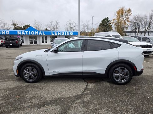 Used 2023 Ford Mustang Mach-E Select image 8