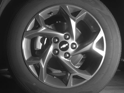 Used 2025 Chevrolet Trax LT w/ LT Convenience Package FWD image 9