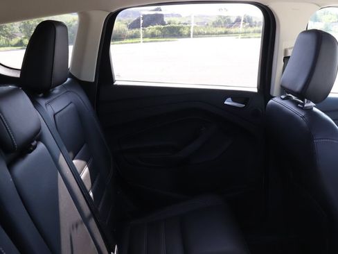 Certified 2019 Ford Escape Titanium AWD/4WD image 17