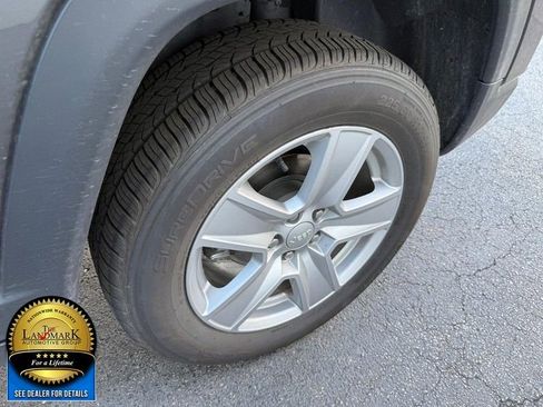 Used 2022 Jeep Compass Latitude image 19