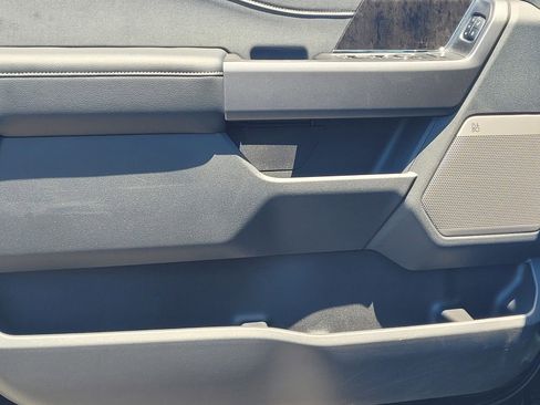 New 2025 Ford F250 Lariat w/ Lariat Ultimate Package image 10