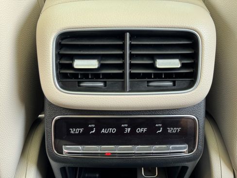 Used 2022 Mercedes-Benz GLS 450 4MATIC image 39