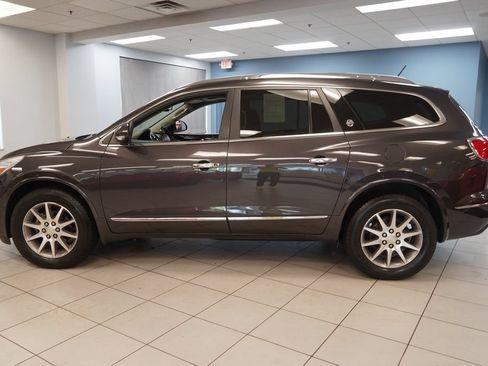 Used 2015 Buick Enclave Leather w/ Trailering Package FWD image 2