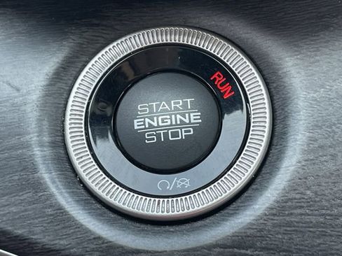 Used 2022 Jeep Grand Cherokee Limited 4xe image 22