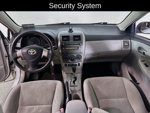 Used 2011 Toyota Corolla LE FWD image 16