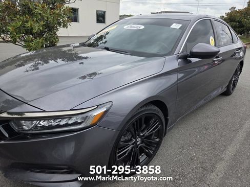 Used 2019 Honda Accord Sport image 4