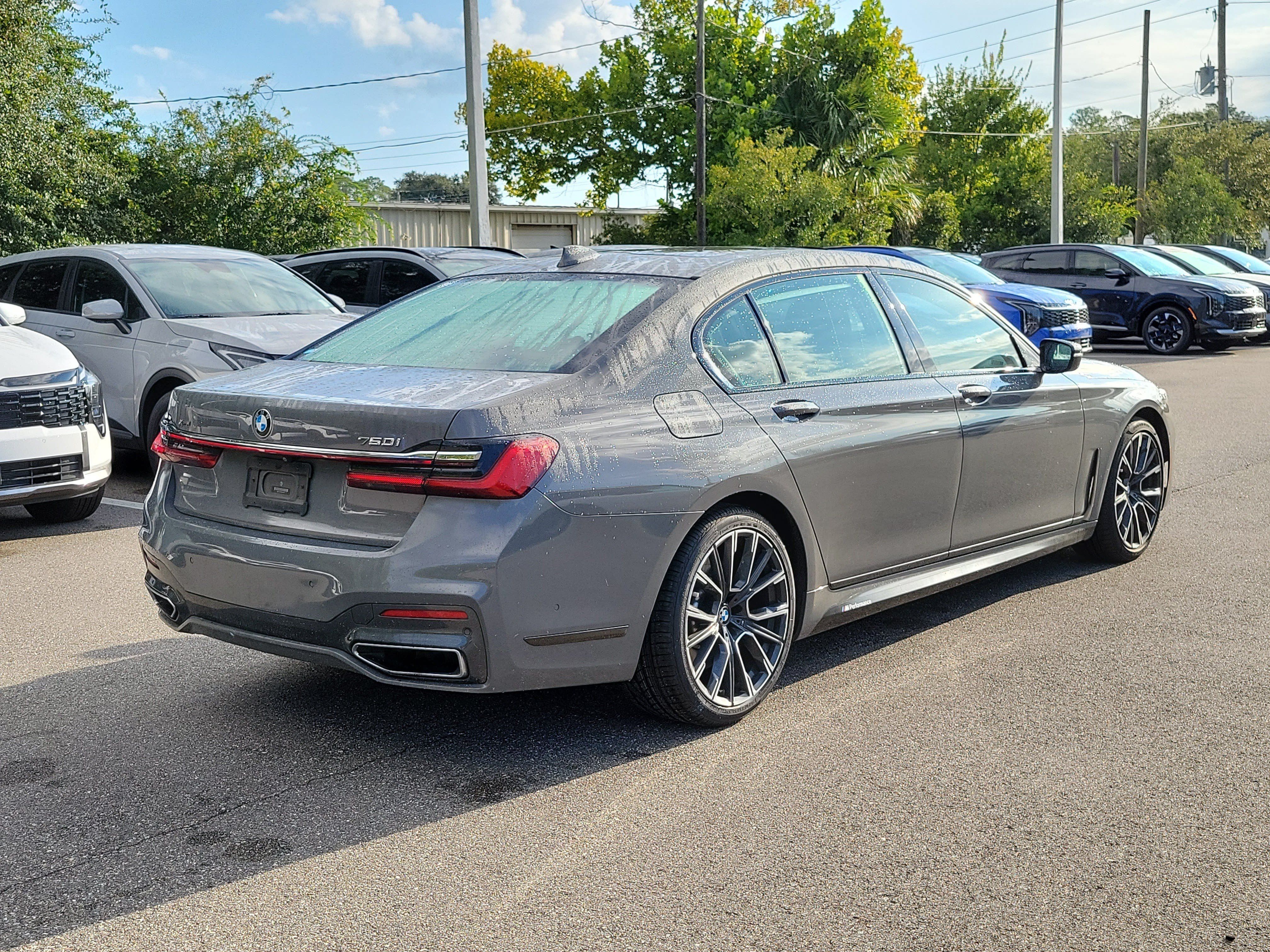 Used 2020 BMW 750i xDrive w/ Executive Package AWD/4WD image 6