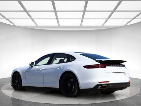 Used 2018 Porsche Panamera 4 w/ Premium Package Plus AWD/4WD image 6