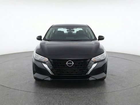 Used 2025 Nissan Sentra SV FWD image 2