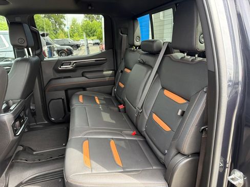 Used 2023 GMC Sierra 1500 AT4 w/ AT4 Preferred Package AWD/4WD image 26