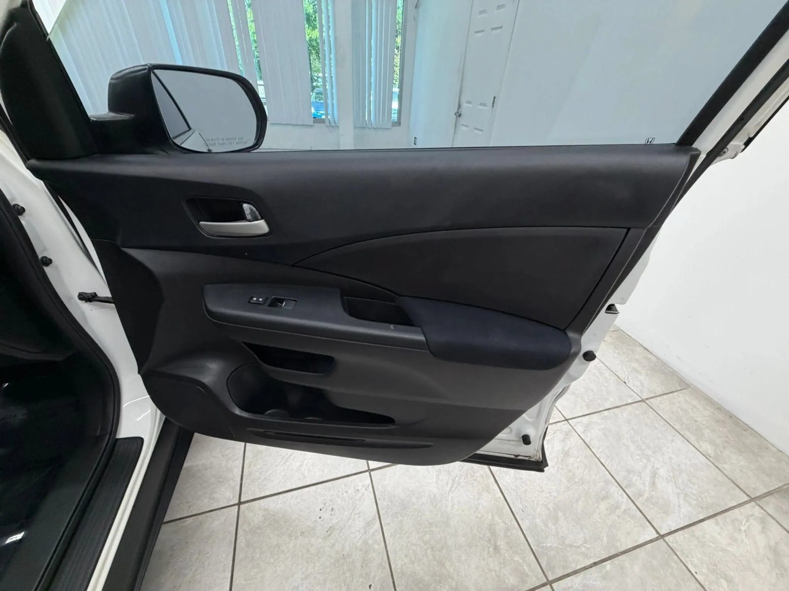 Used 2016 Honda CR-V LX image 20
