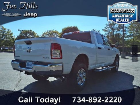 Used 2024 RAM 2500 Big Horn AWD/4WD image 9
