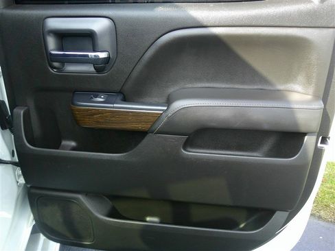 Used 2018 GMC Sierra 3500 Denali w/ Duramax Plus Package image 20