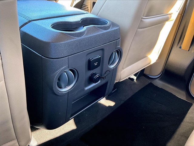 Used 2015 Ford F350 Lariat w/ Lariat Interior Package AWD/4WD image 22