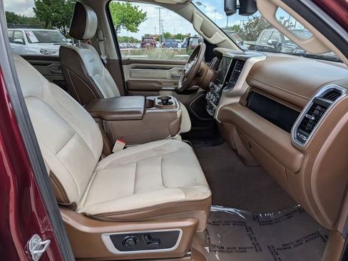 Used 2019 RAM 1500 Laramie AWD/4WD image 30