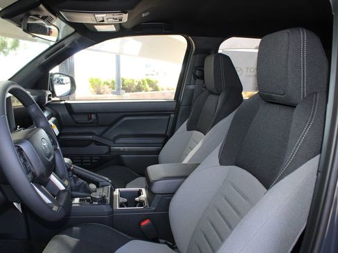 New 2026 Toyota 4Runner 4WD image 6