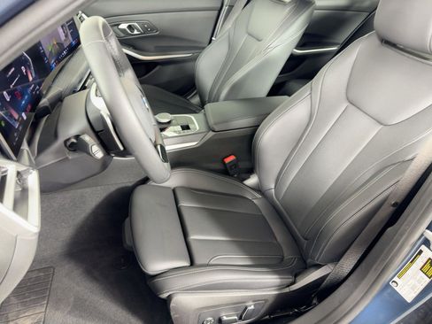 Certified 2025 BMW 330i Sedan image 5