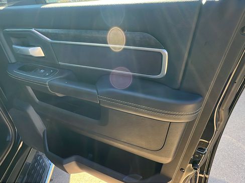 Used 2024 RAM 2500 Big Horn w/ Bed Utility Group image 19