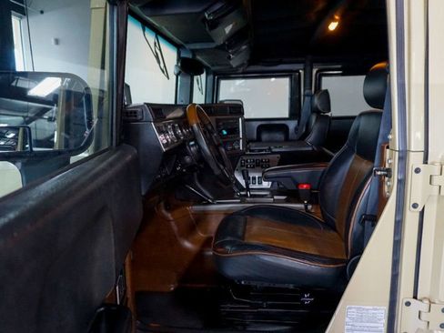 Used 2004 HUMMER H1 4-Door Open Top image 7